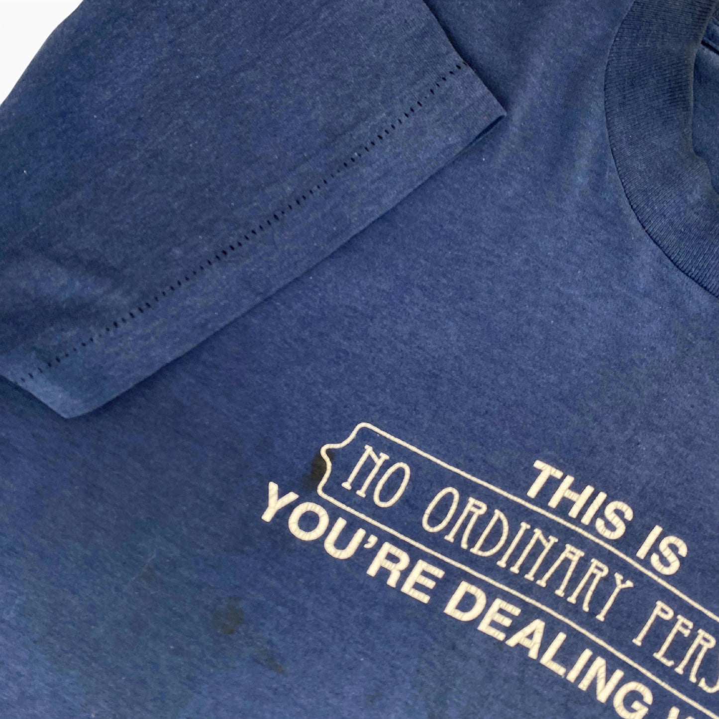 80S" THIS IS NO ORDINARY PERSON" T-SHIRT | L