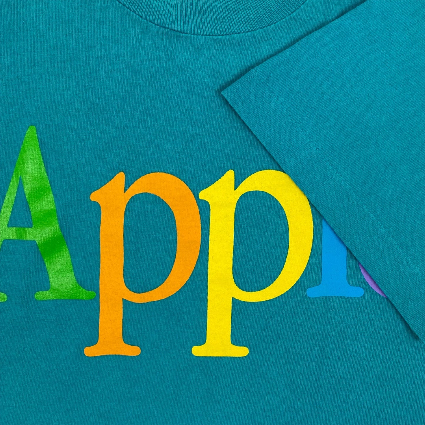 90S APPLE RAINBOW SPELL OUT T-SHIRT | XL