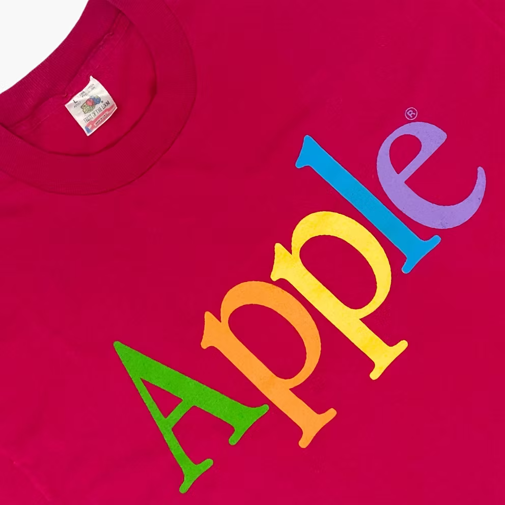 90S APPLE RAINBOW SPELL OUT T-SHIRT | L