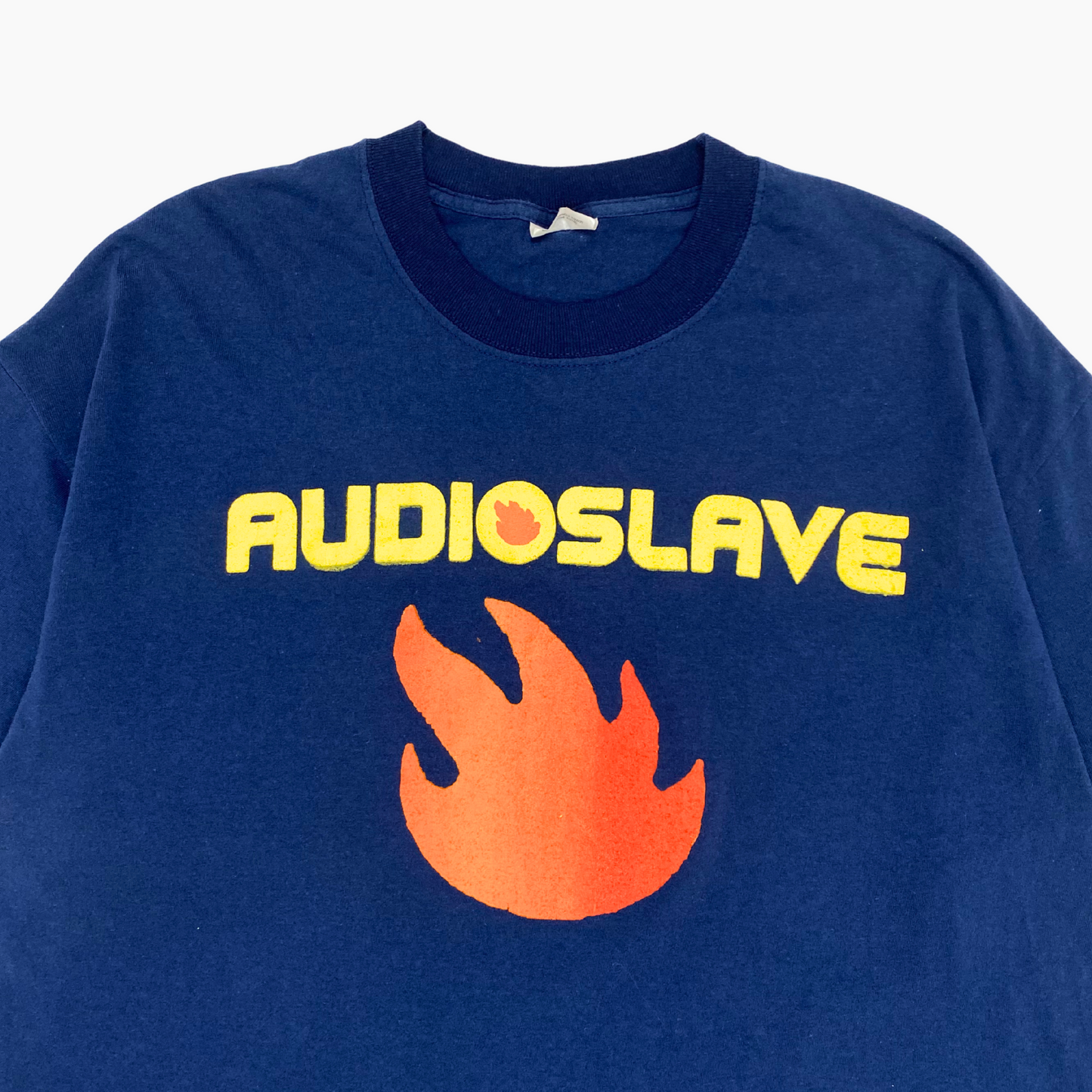 2004 AUDIOSLAVE T-SHIRT | L