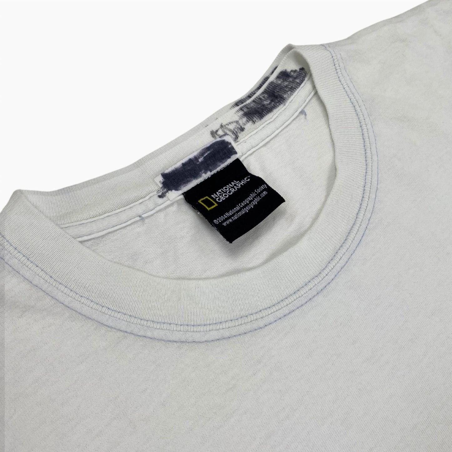 2004 NATIONAL GEOGRAPHIC T-SHIRT | L