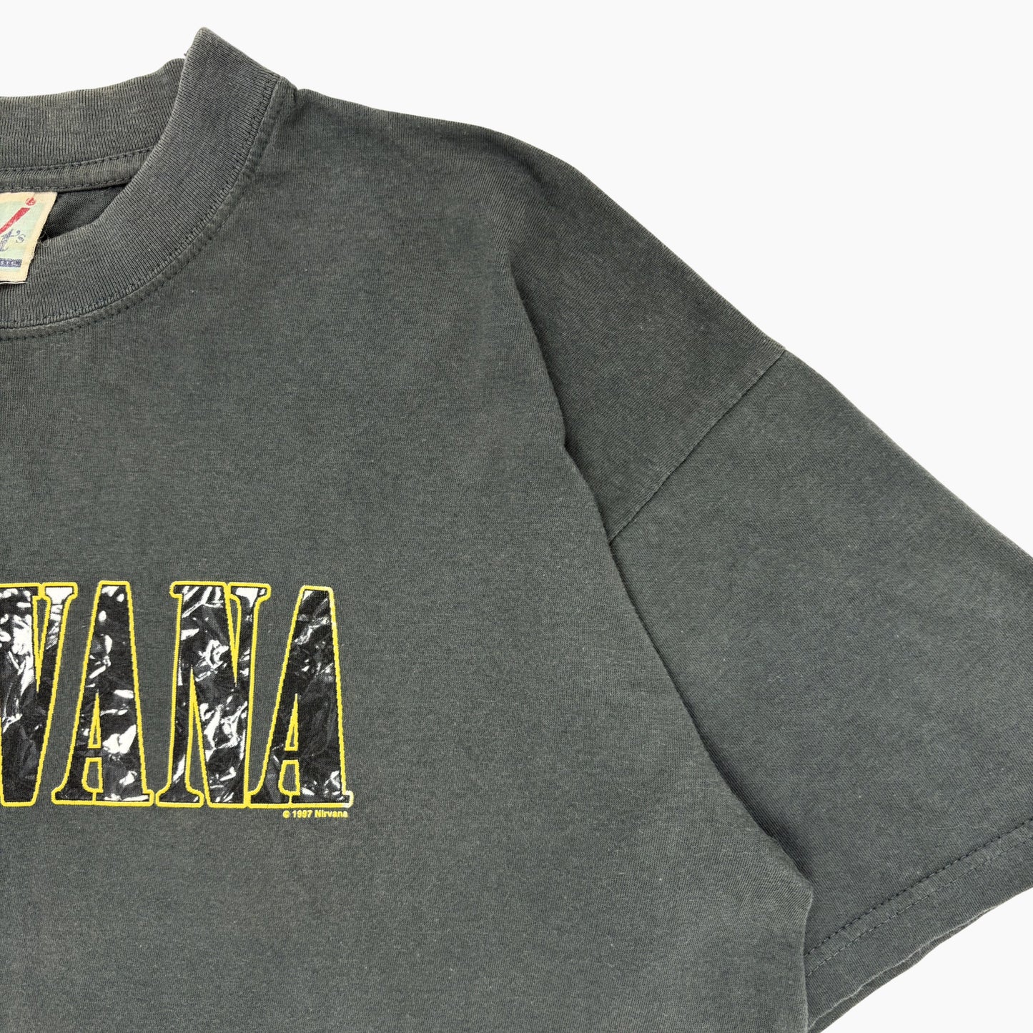 1997 NIRVANA T-SHIRT | M