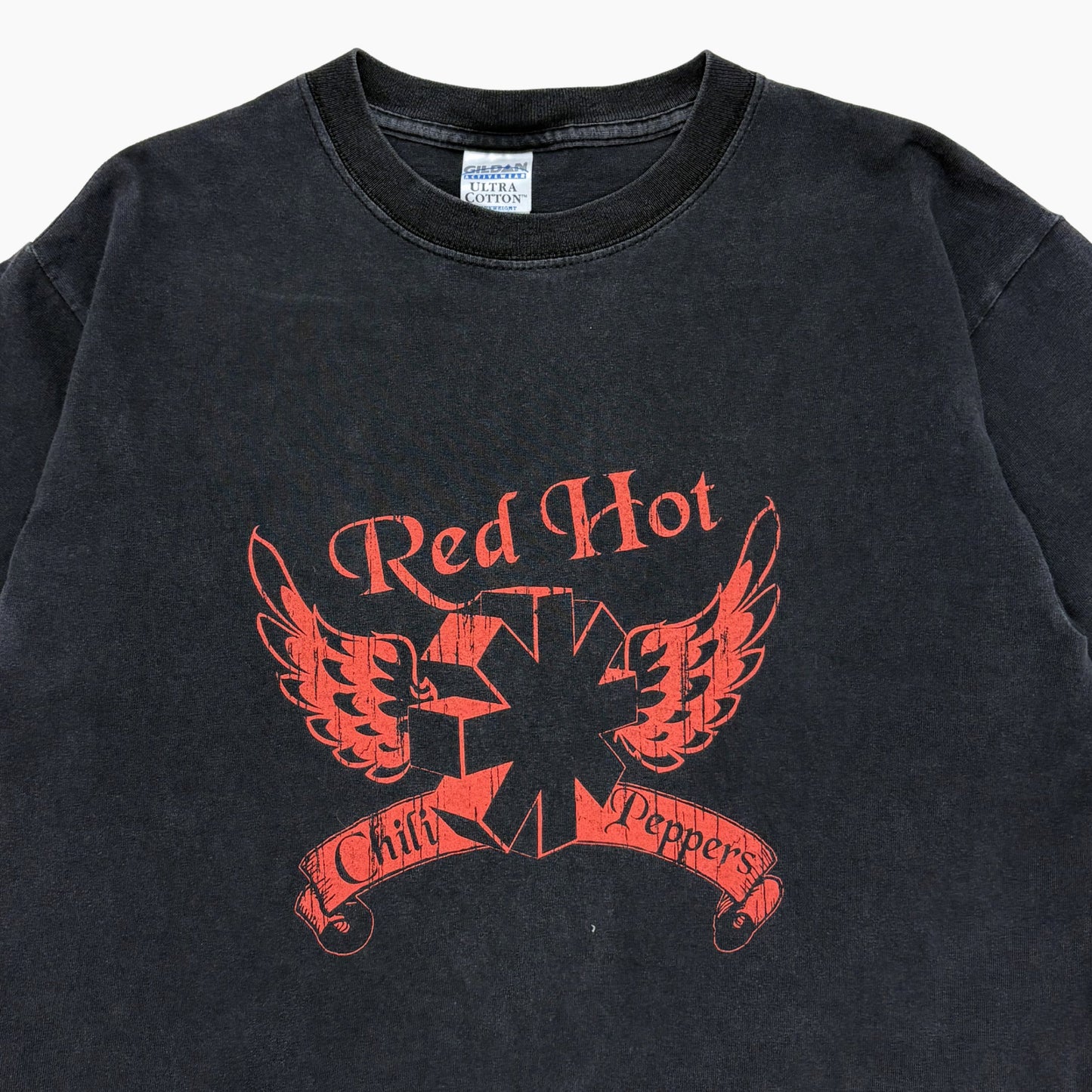 2004 RED HOT CHILI PEPPERS T-SHIRT | M