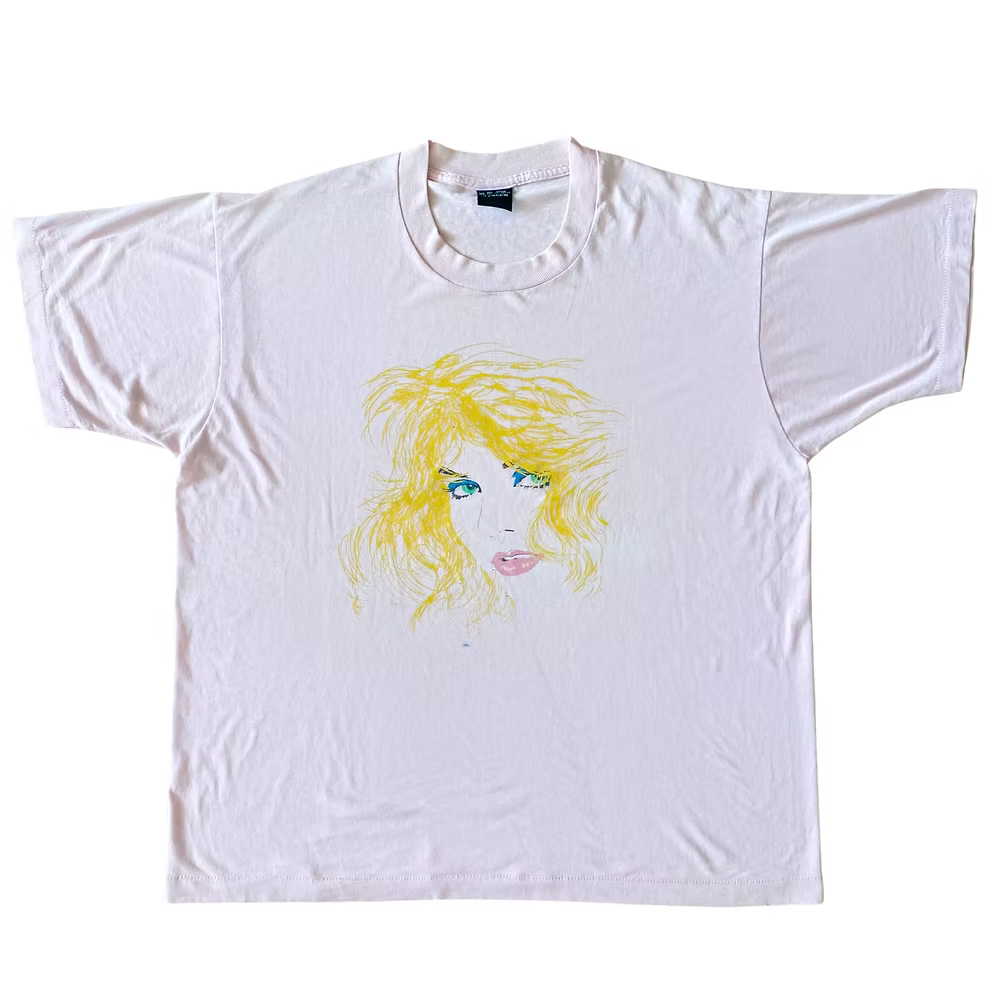 90S BLONDE WOMAN GRAPHIC T-SHIRT | XL
